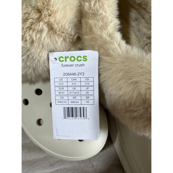 Unisex Clogs Crocs Furever Crush Mens Size 12 Faux Fur main image 5